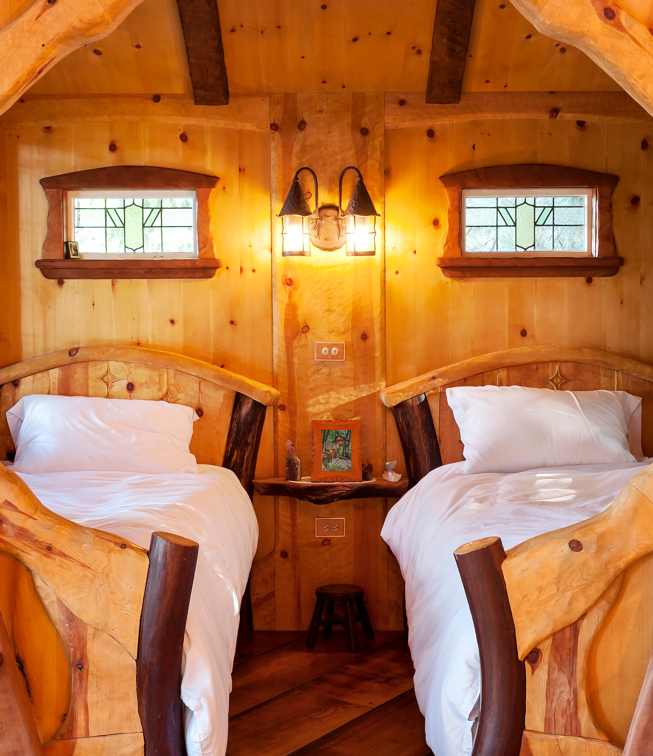 Luxury Tours and Private Jet Experiences: Elevate Your Travel with DreamBuyRent.com
