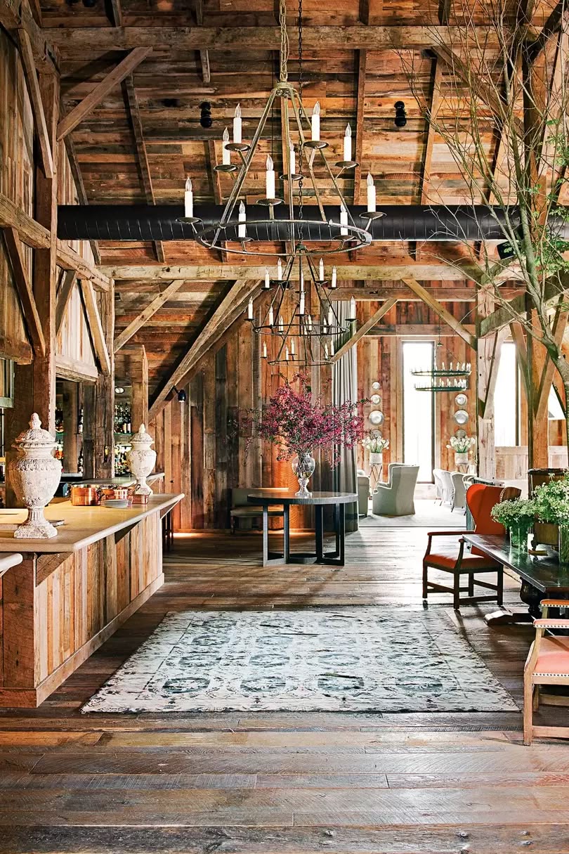 America’s 5 Most Romantic Hideaways for 2025 Couples’ Escapes